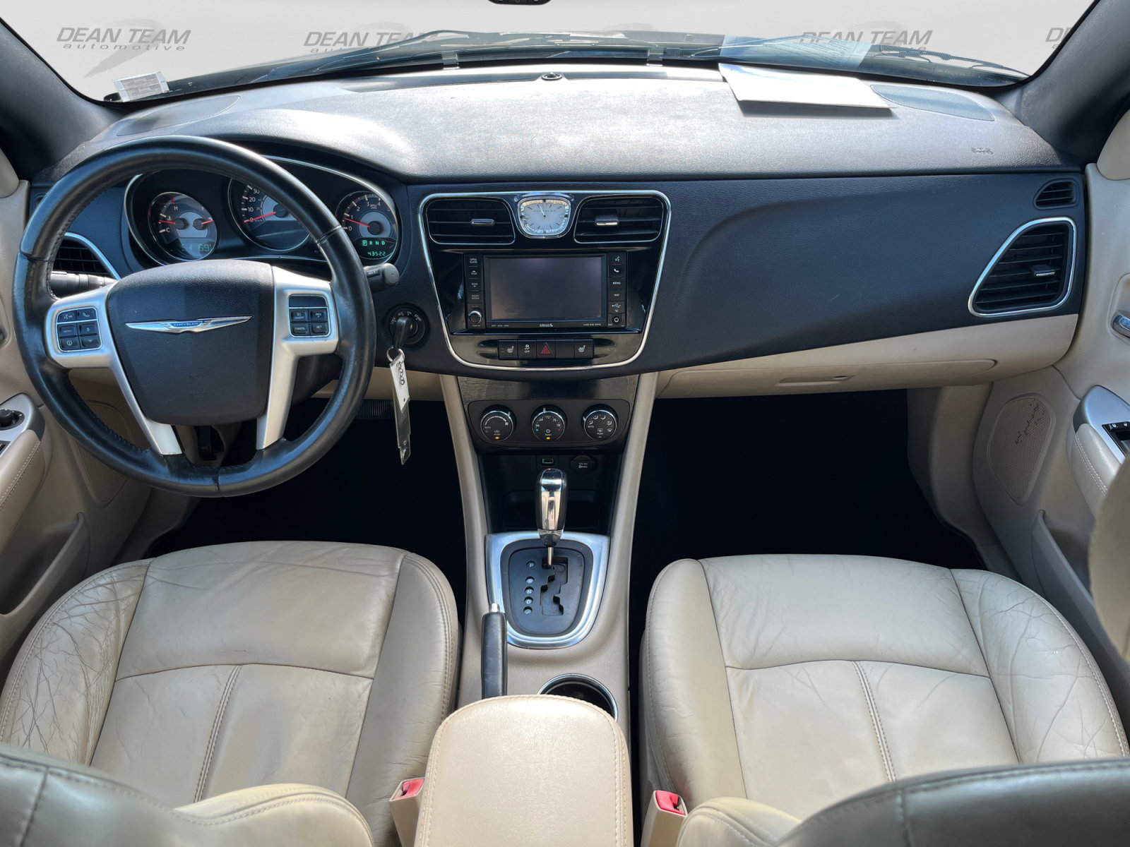 Used 2013 Chrysler 200 Limited FWD image 12