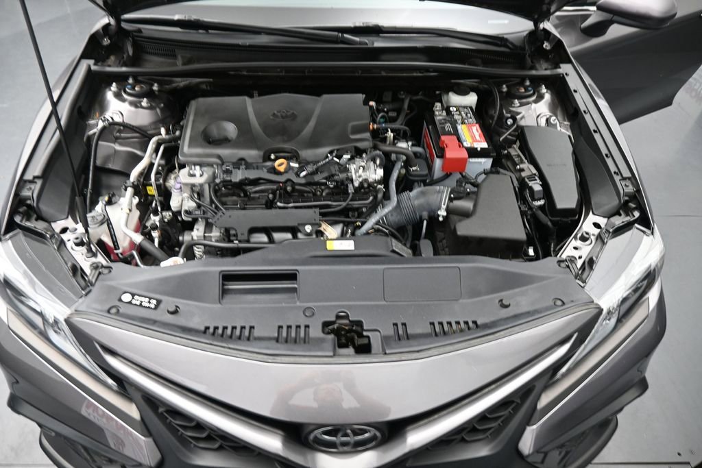 Used 2021 Toyota Camry SE FWD image 14