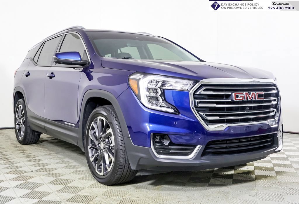 Used 2022 GMC Terrain SLT w/ Tech Package