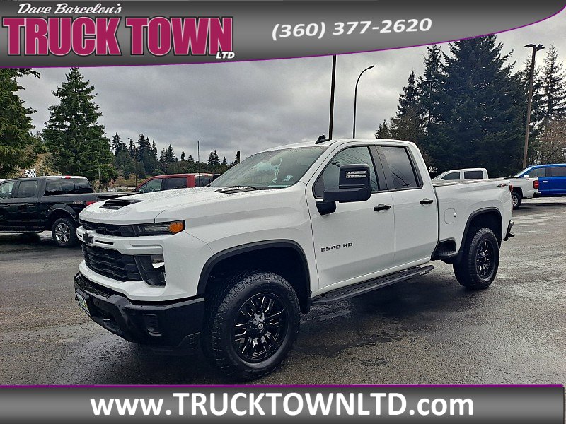 Used 2025 Chevrolet Silverado 2500 Custom w/ Custom Value Package image 7