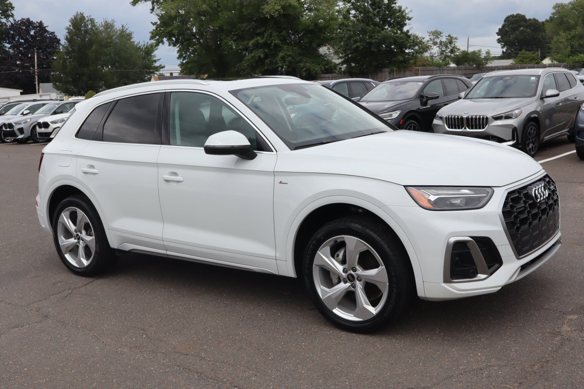 Used 2023 Audi Q5 2.0T Premium Plus AWD/4WD image 3