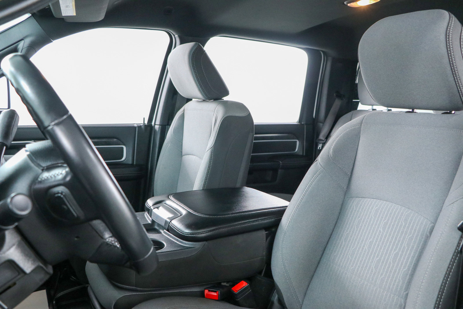 Used 2024 RAM 3500 Big Horn image 26