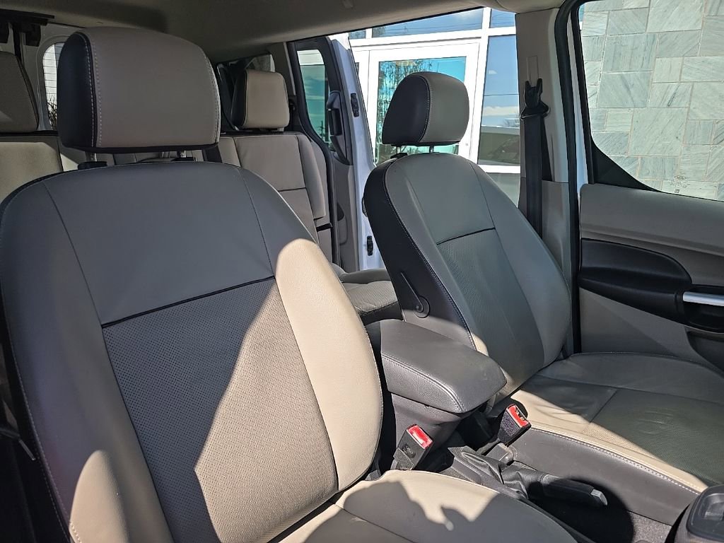 Used 2014 Ford Transit Connect XLT image 29