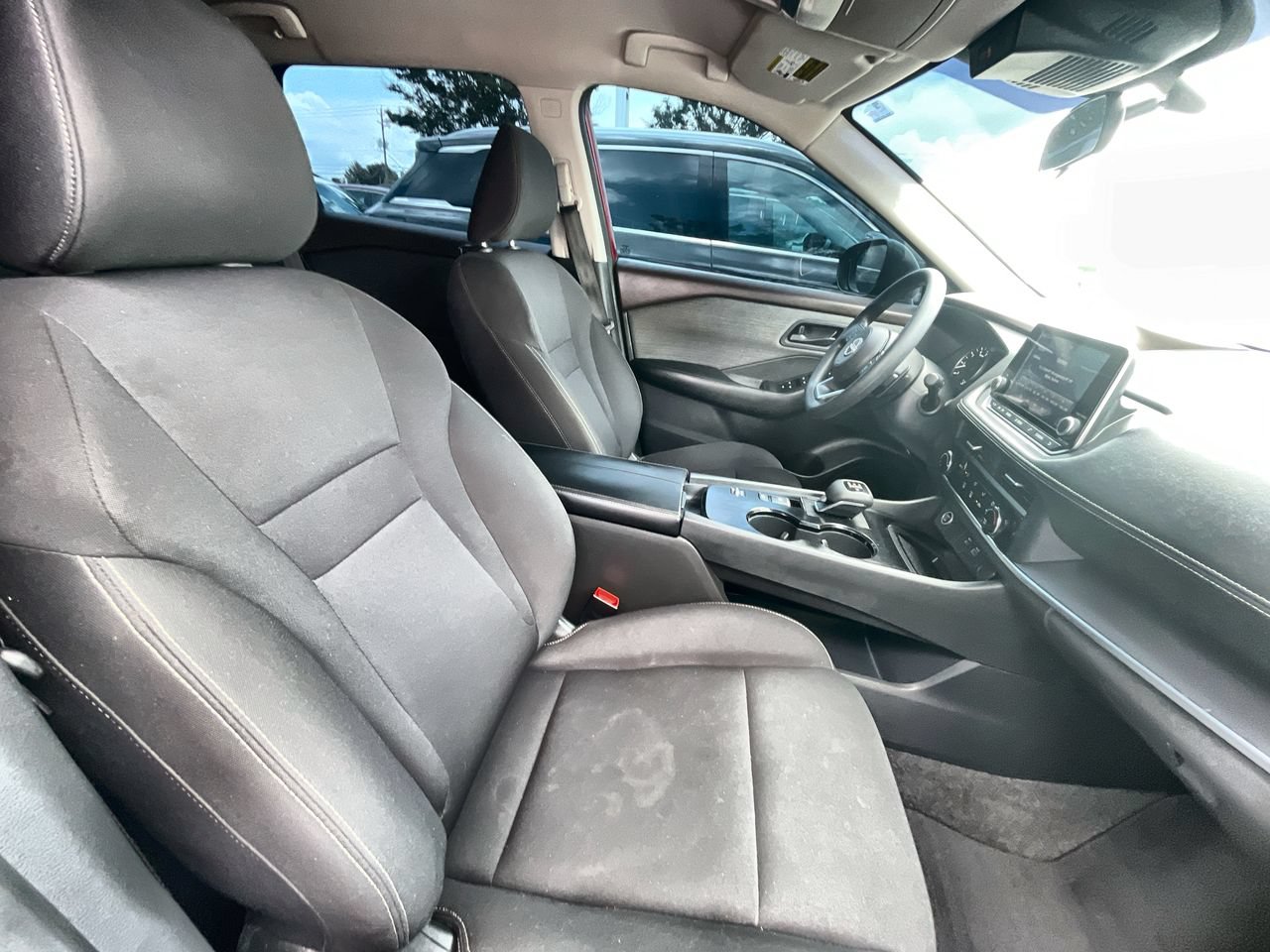 Used 2023 Nissan Rogue S FWD image 26