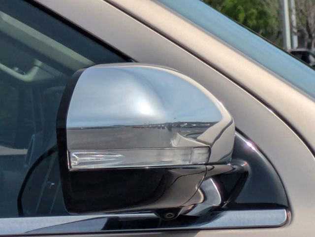 Used 2020 Ford Expedition Platinum image 11