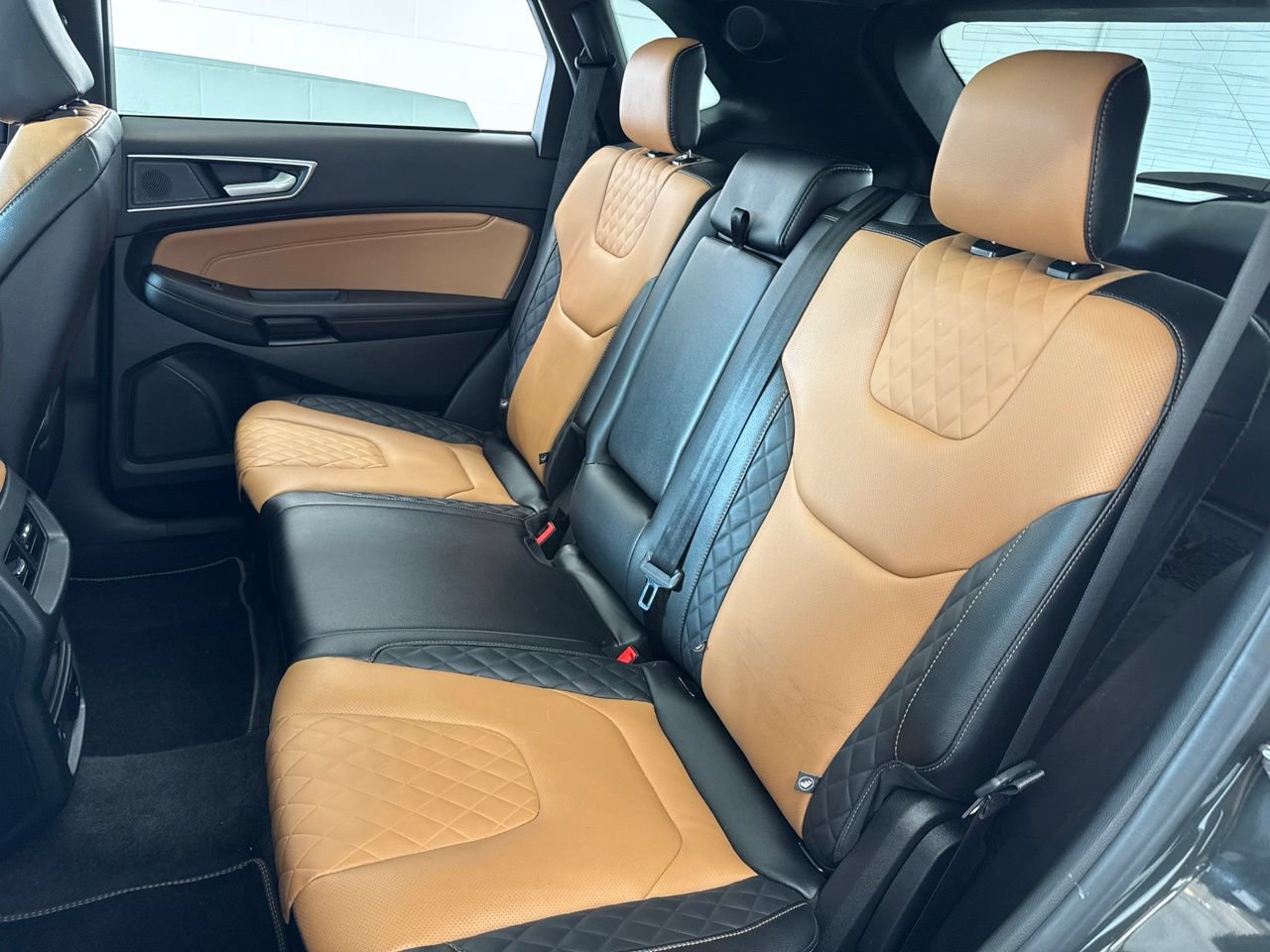 Used 2024 Ford Edge Titanium w/ Titanium Elite Package AWD/4WD image 39