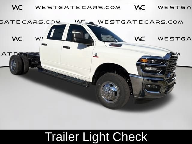 New 2026 RAM 3500 Tradesman w/ Chrome Appearance Group A AWD/4WD image 25
