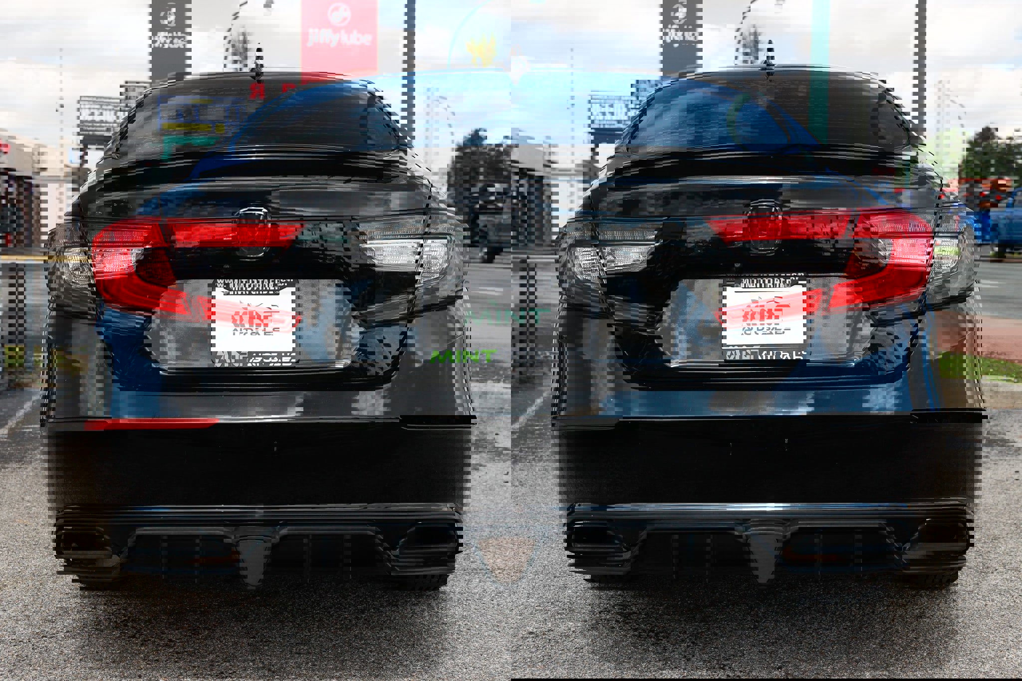 Used 2018 Honda Accord Sport image 12