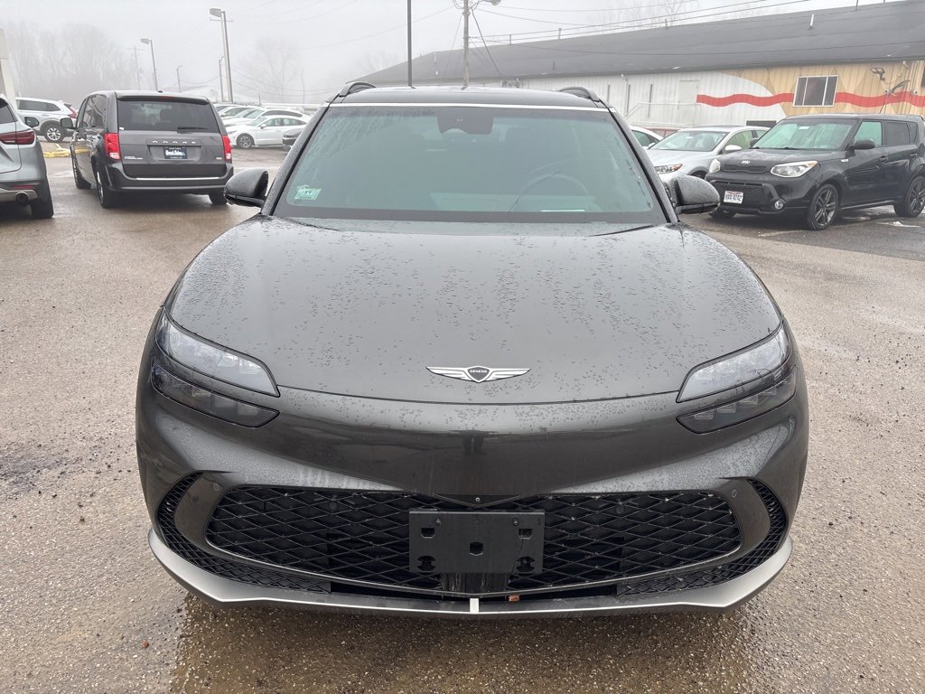 Used 2024 Genesis GV60 Advanced image 8