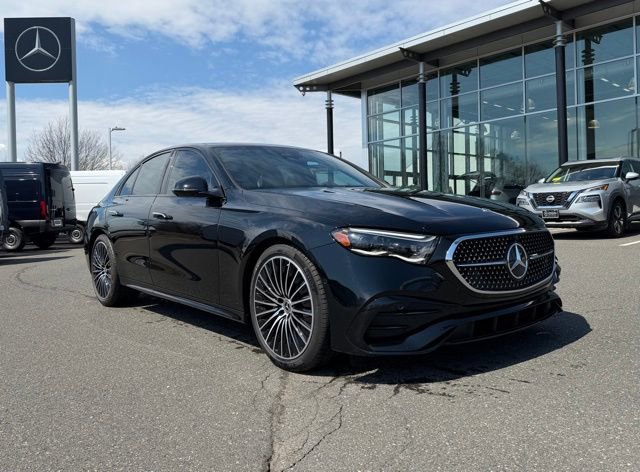Used 2024 Mercedes-Benz E 350 4MATIC Sedan image 1