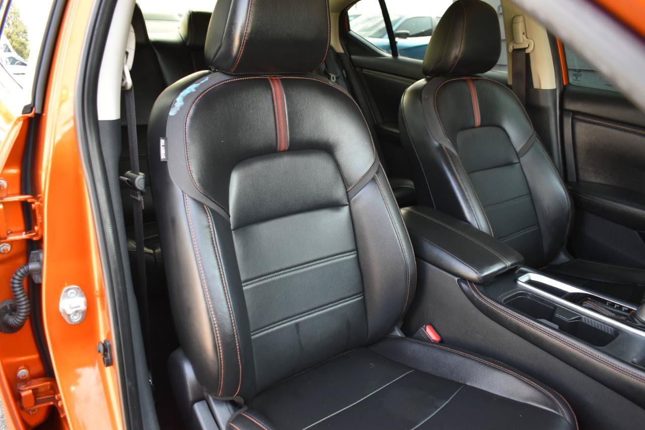 Used 2022 Nissan Sentra SR w/ SR Premium Package FWD image 30