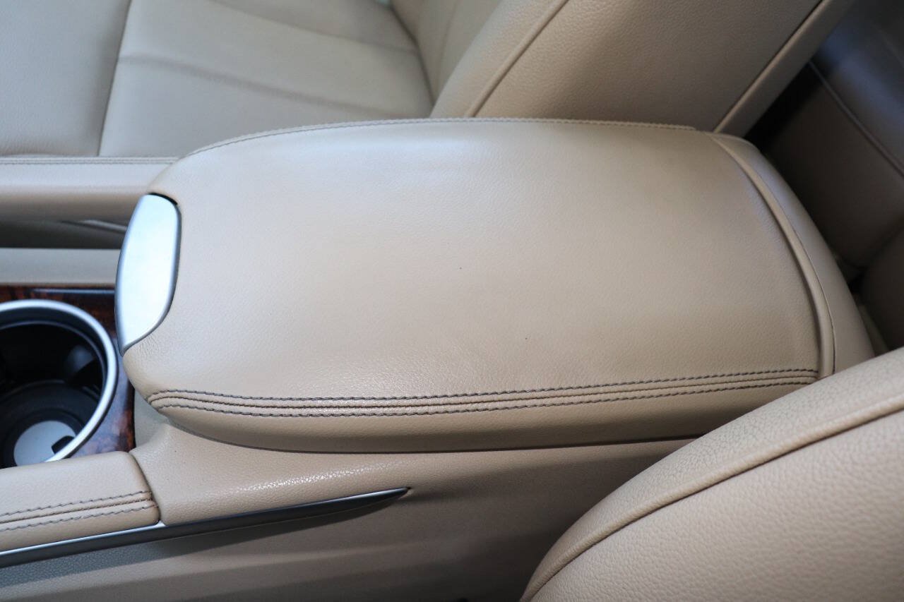 Used 2012 Mercedes-Benz GL 450 4MATIC image 31
