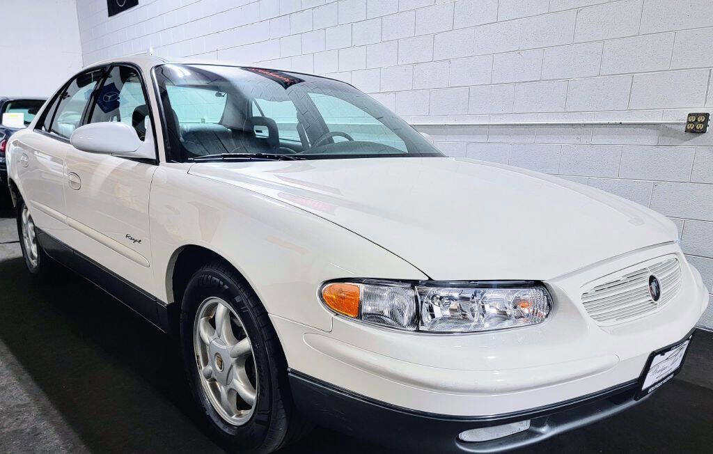 Used 2001 Buick Regal GS w/ Prestige Pkg image 32