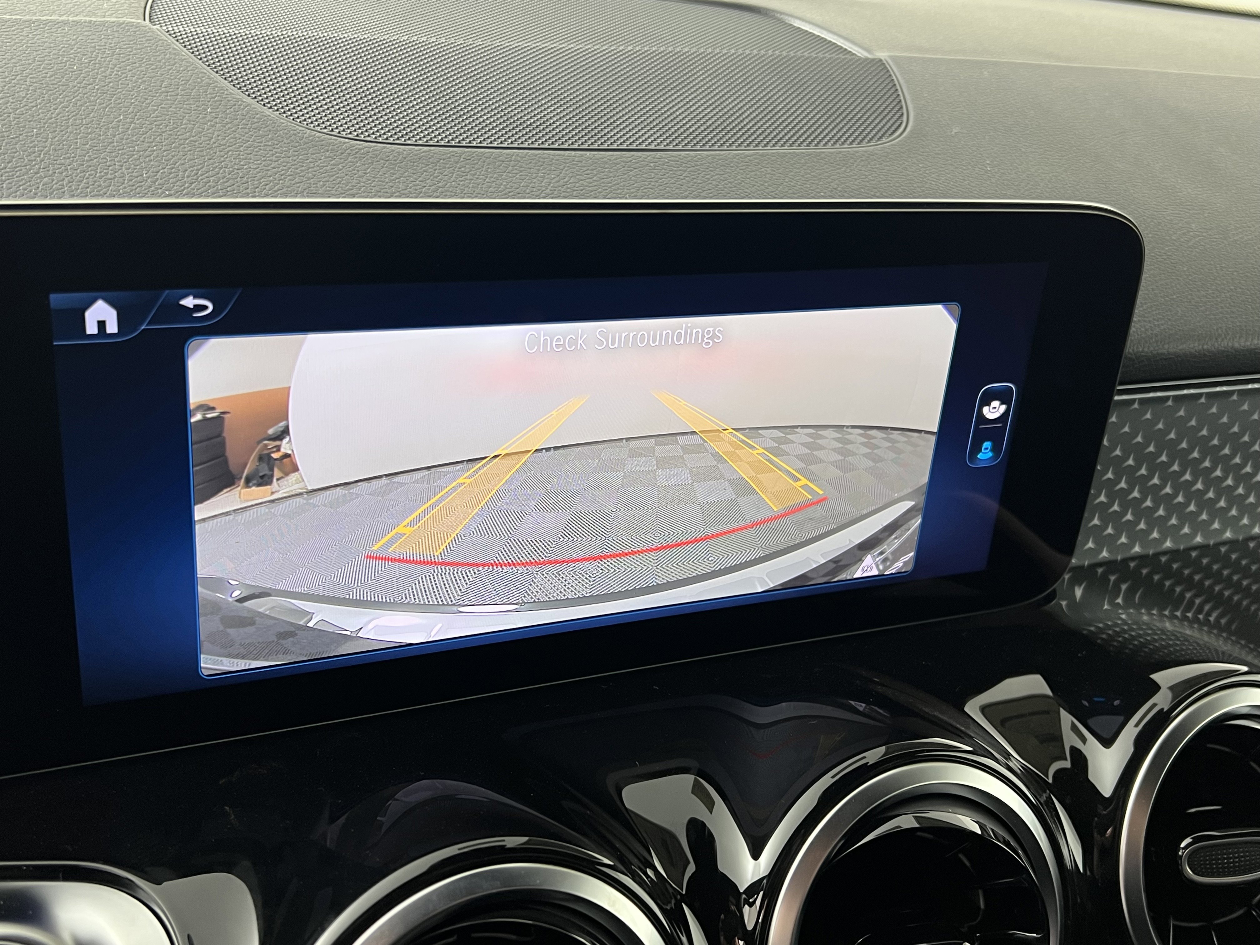 Used 2026 Mercedes-Benz GLB 250 4MATIC image 30