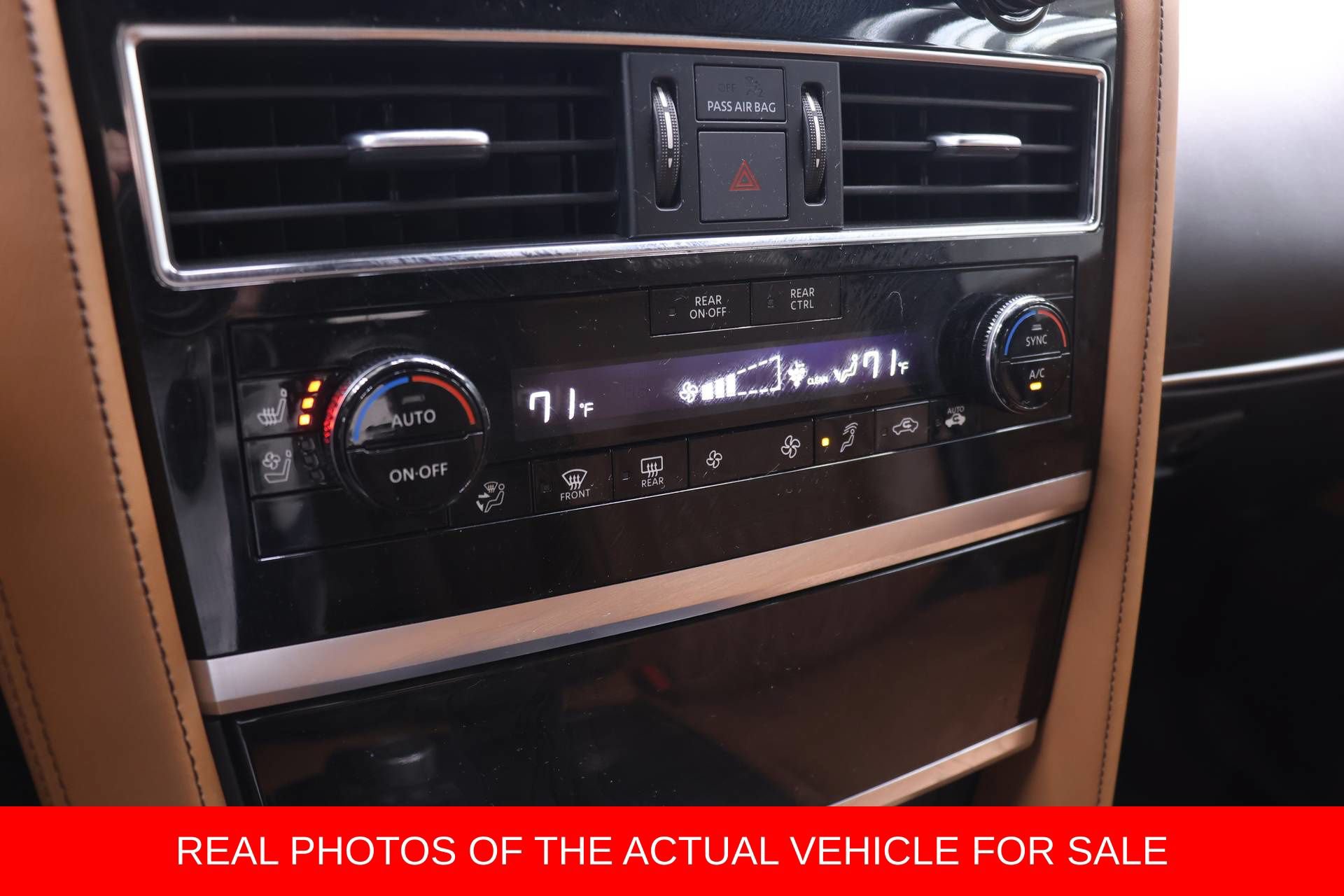 Used 2024 INFINITI QX80 Sensory AWD/4WD image 6