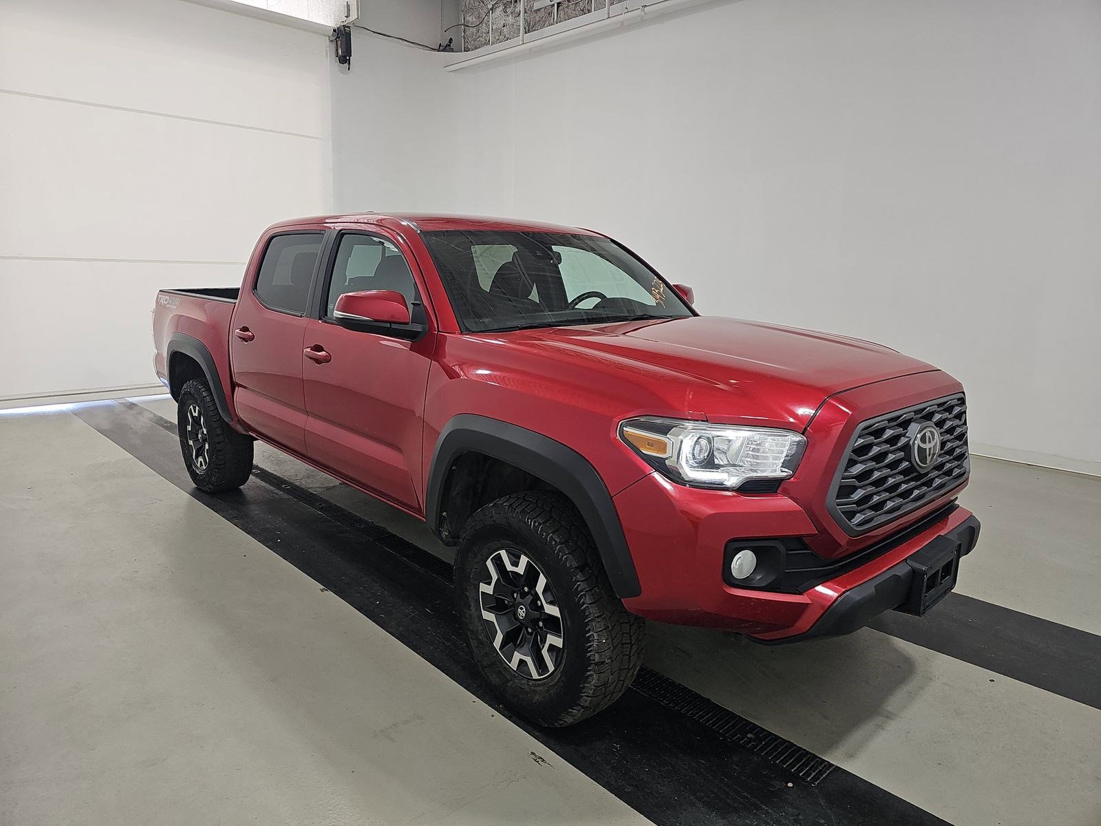Used 2020 Toyota Tacoma TRD Off-Road image 4