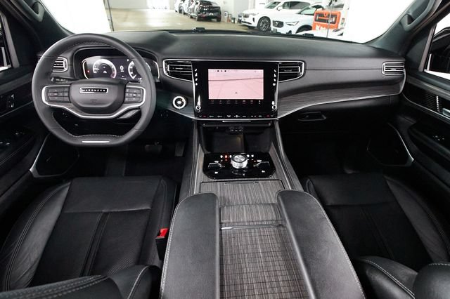 Used 2024 Jeep Wagoneer Series II w/ Convenience Group I AWD/4WD image 6