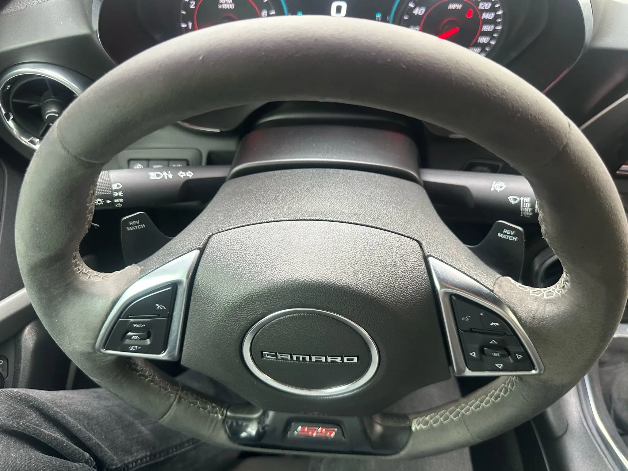 Used 2018 Chevrolet Camaro SS image 32