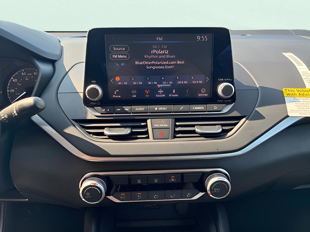 Used 2025 Nissan Altima 2.5 S image 25