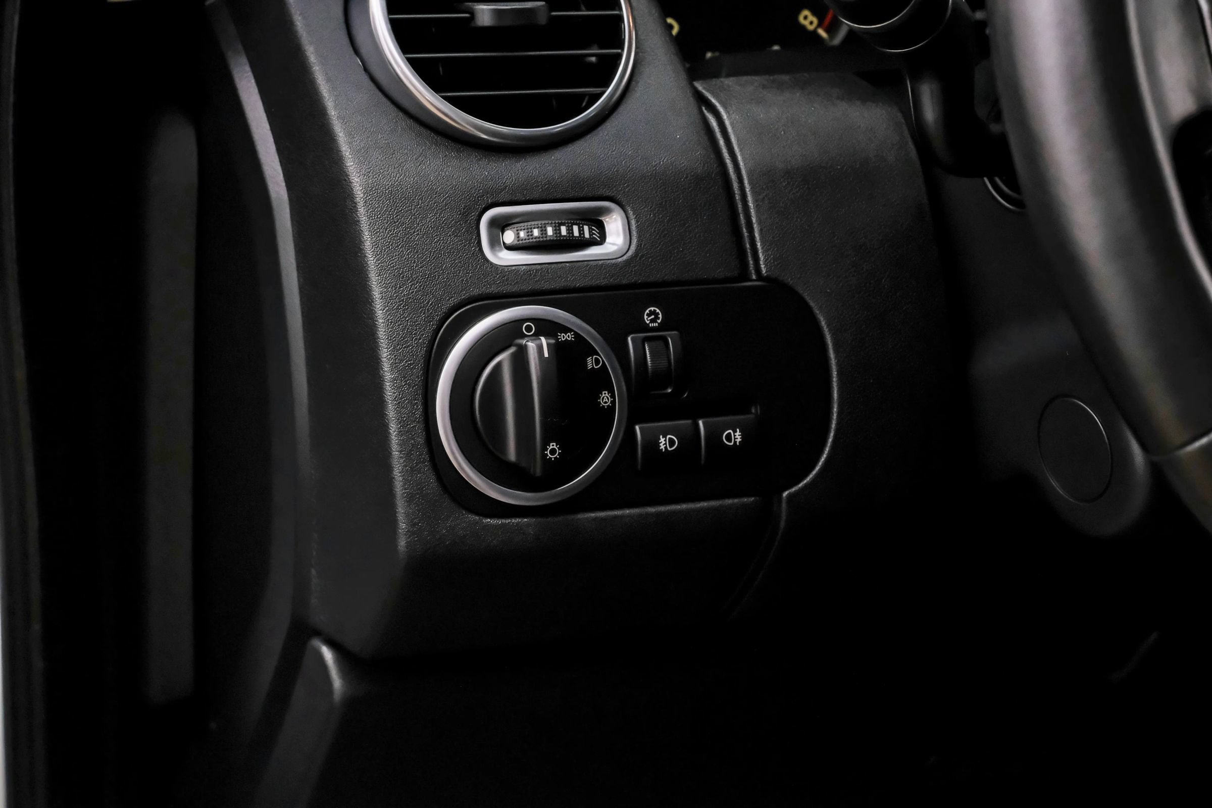 Used 2014 Land Rover LR4 HSE AWD/4WD image 30