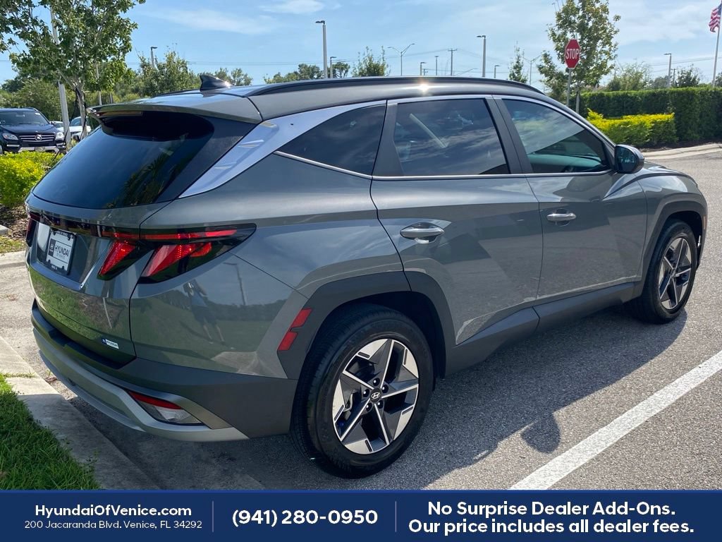 Certified 2025 Hyundai Tucson SEL FWD image 9