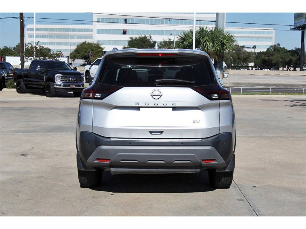 Used 2023 Nissan Rogue SV w/ SV Premium B Package image 5