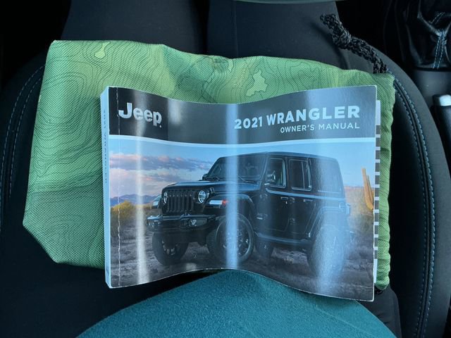 Used 2021 Jeep Wrangler Unlimited Rubicon 4xe w/ Cold Weather Group AWD/4WD image 63
