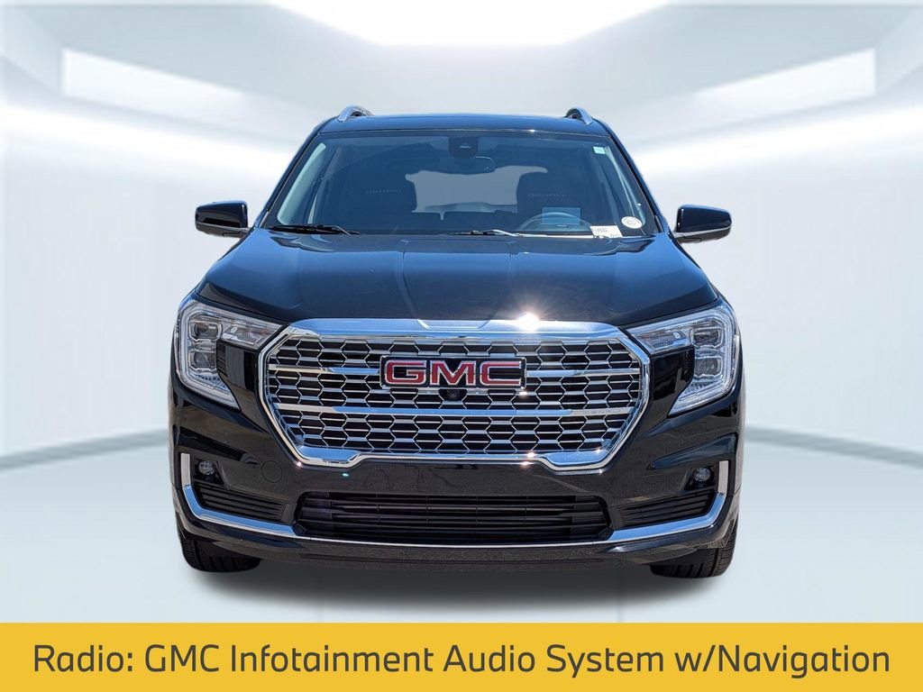 Used 2022 GMC Terrain Denali w/ Black Diamond Edition AWD/4WD image 11