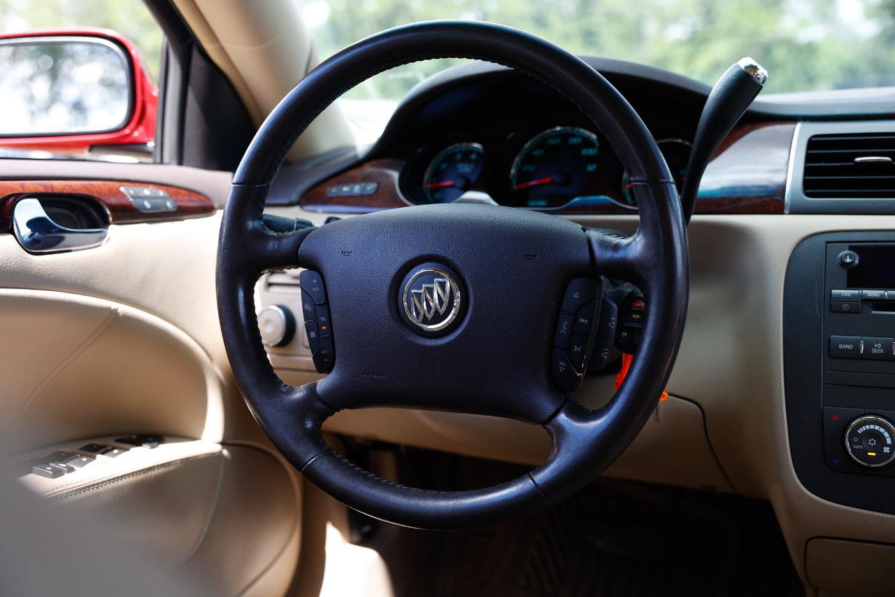 Used 2011 Buick Lucerne CXL FWD image 26