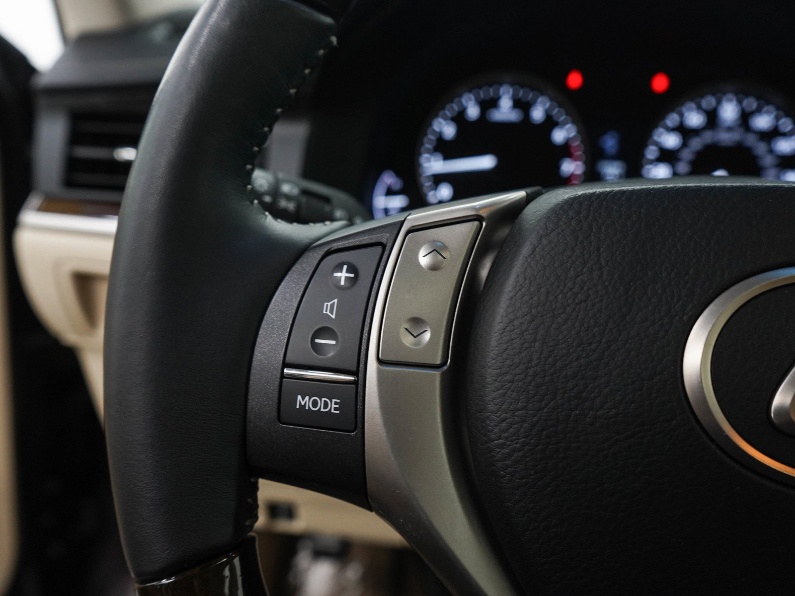 Used 2015 Lexus ES 350 w/ Premium Package FWD image 25