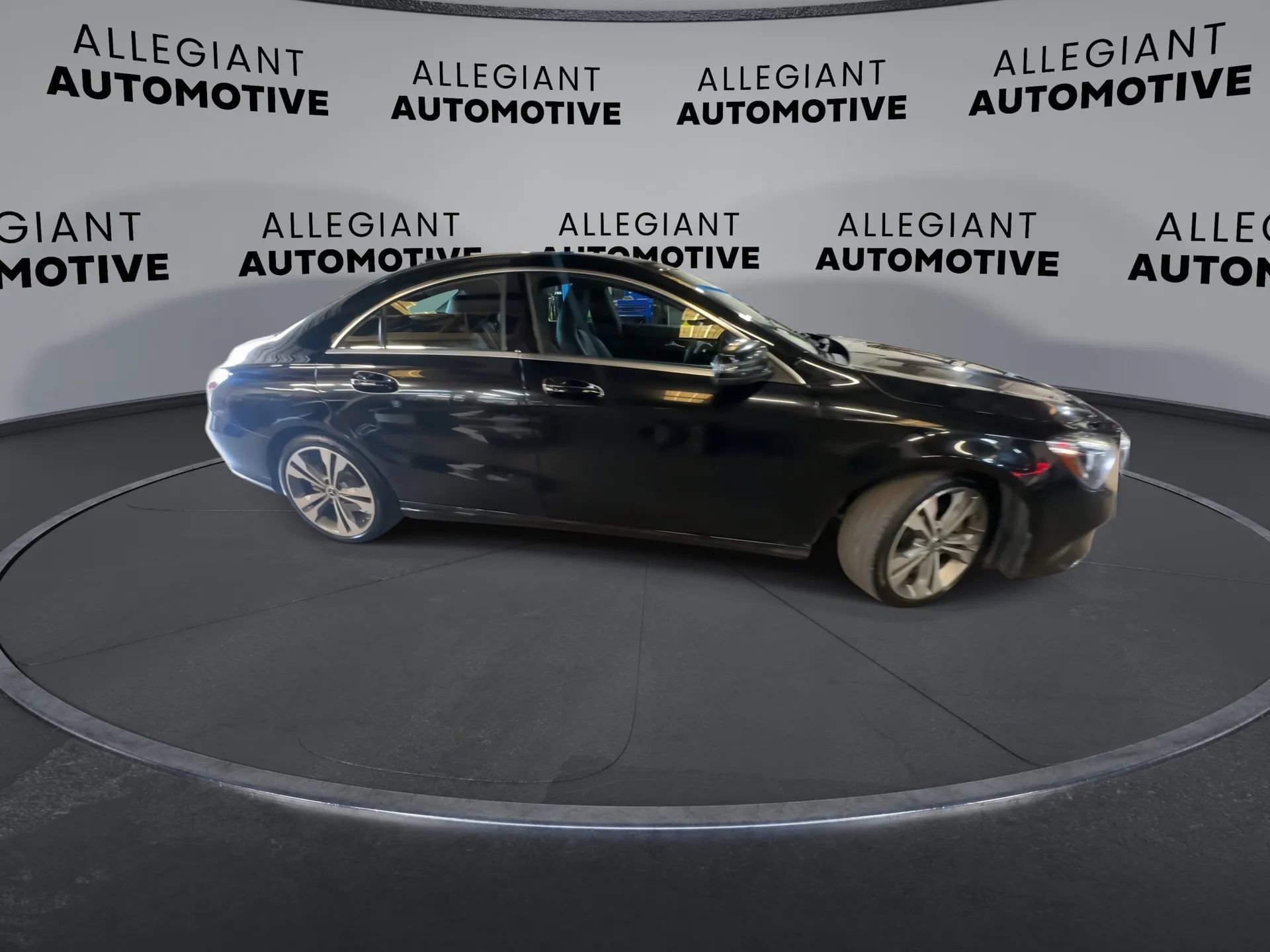 Used 2019 Mercedes-Benz CLA 250 4MATIC image 11