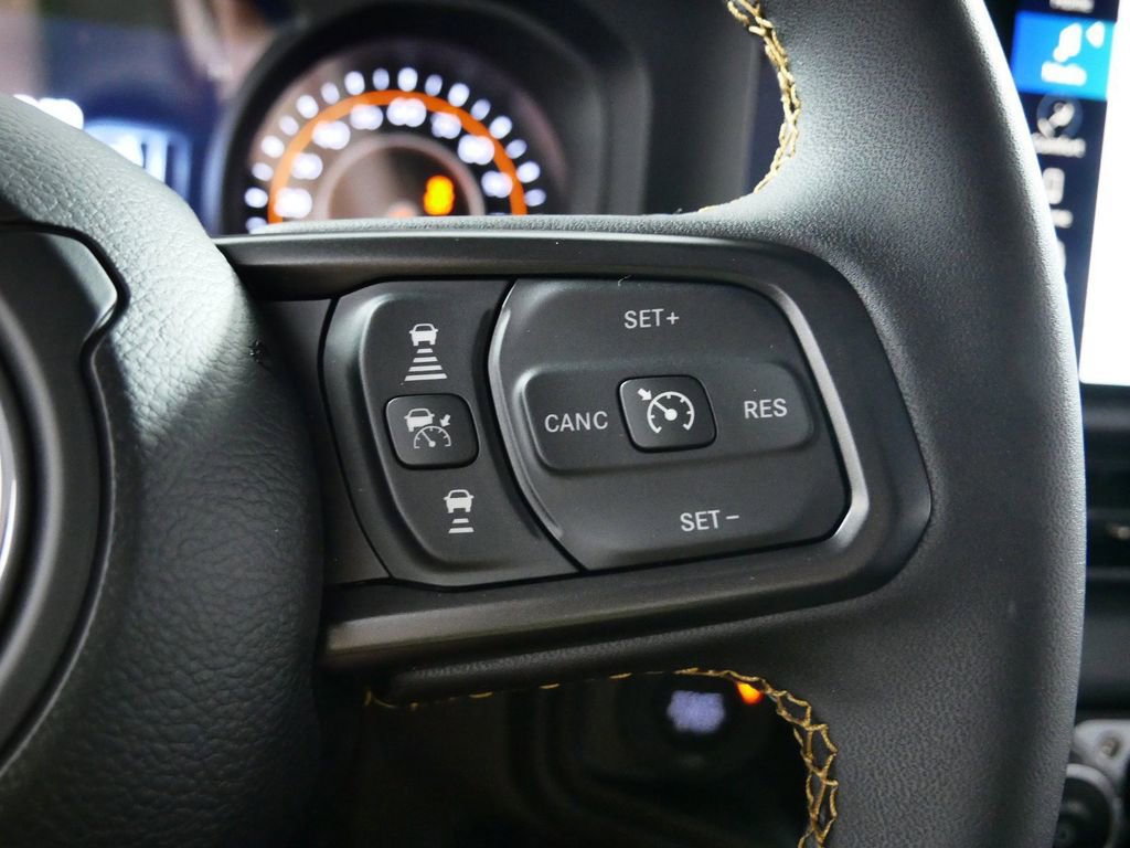 Certified 2024 Jeep Gladiator Sport w/ Premium Package image 39