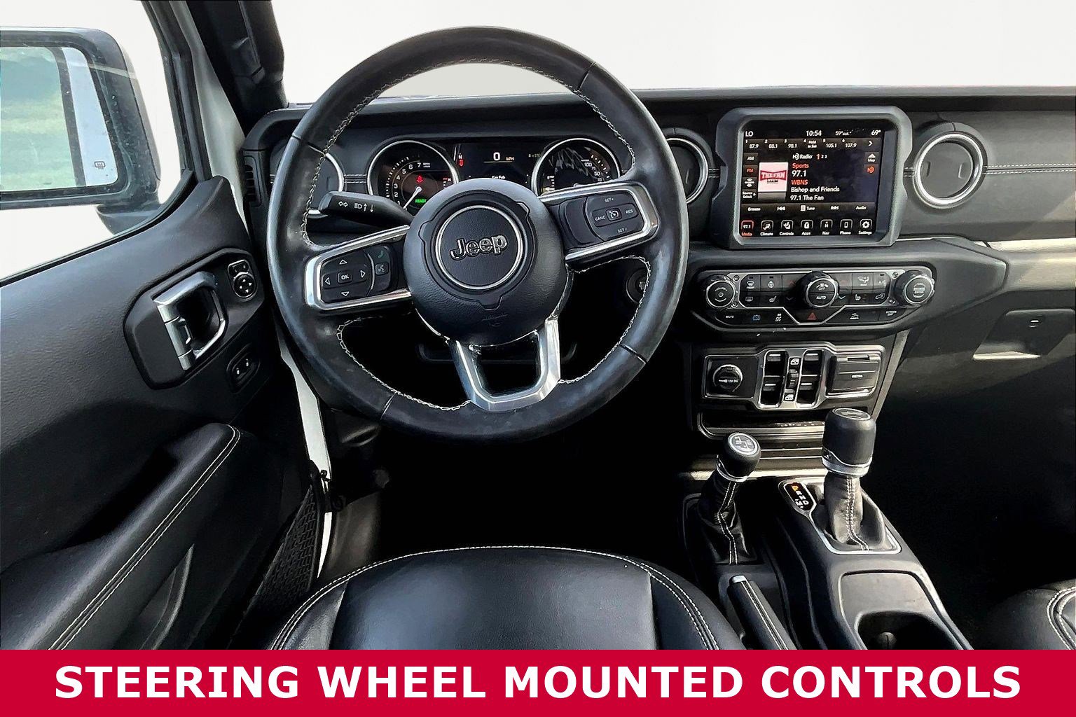 Used 2023 Jeep Wrangler Unlimited Sahara AWD/4WD image 8