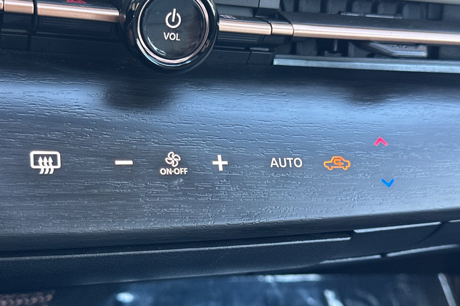 Certified 2023 Nissan Ariya FWD image 30
