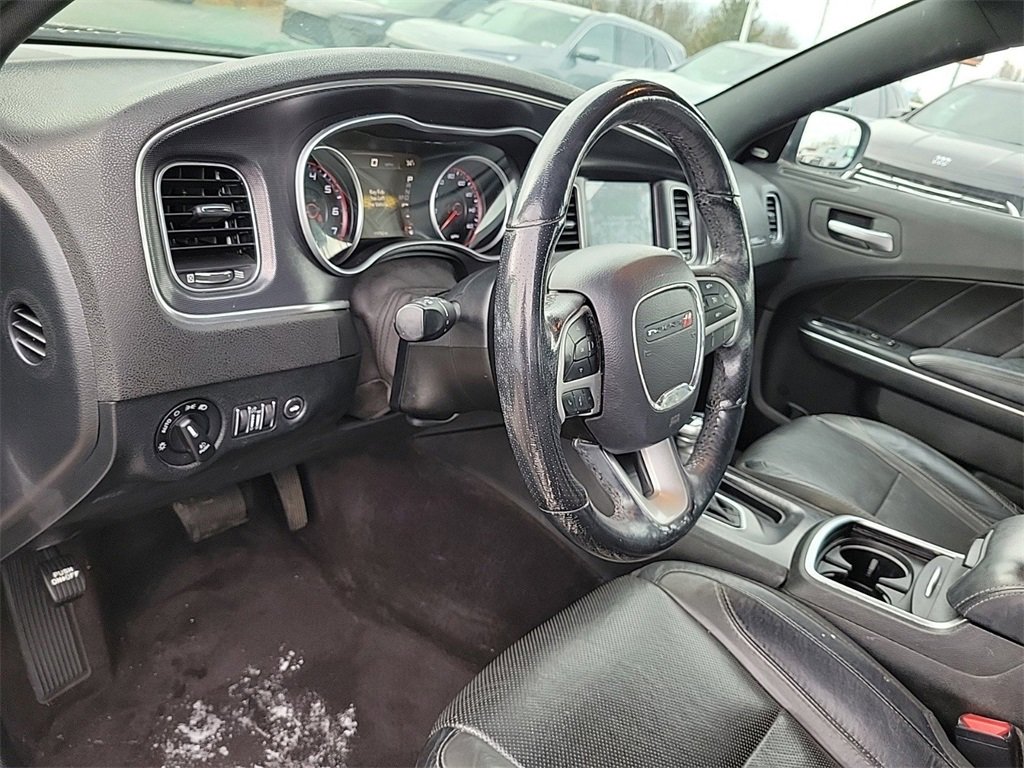 Used 2018 Dodge Charger R/T w/ Plus Group image 17