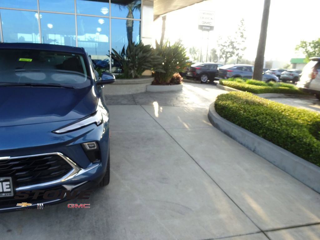 Used 2026 Buick Encore GX Preferred w/ Comfort Package image 33