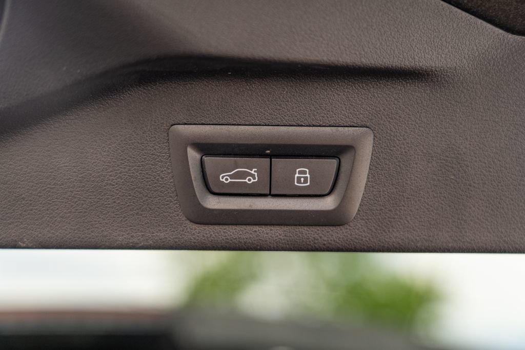 Used 2024 BMW X5 M60i AWD/4WD image 8