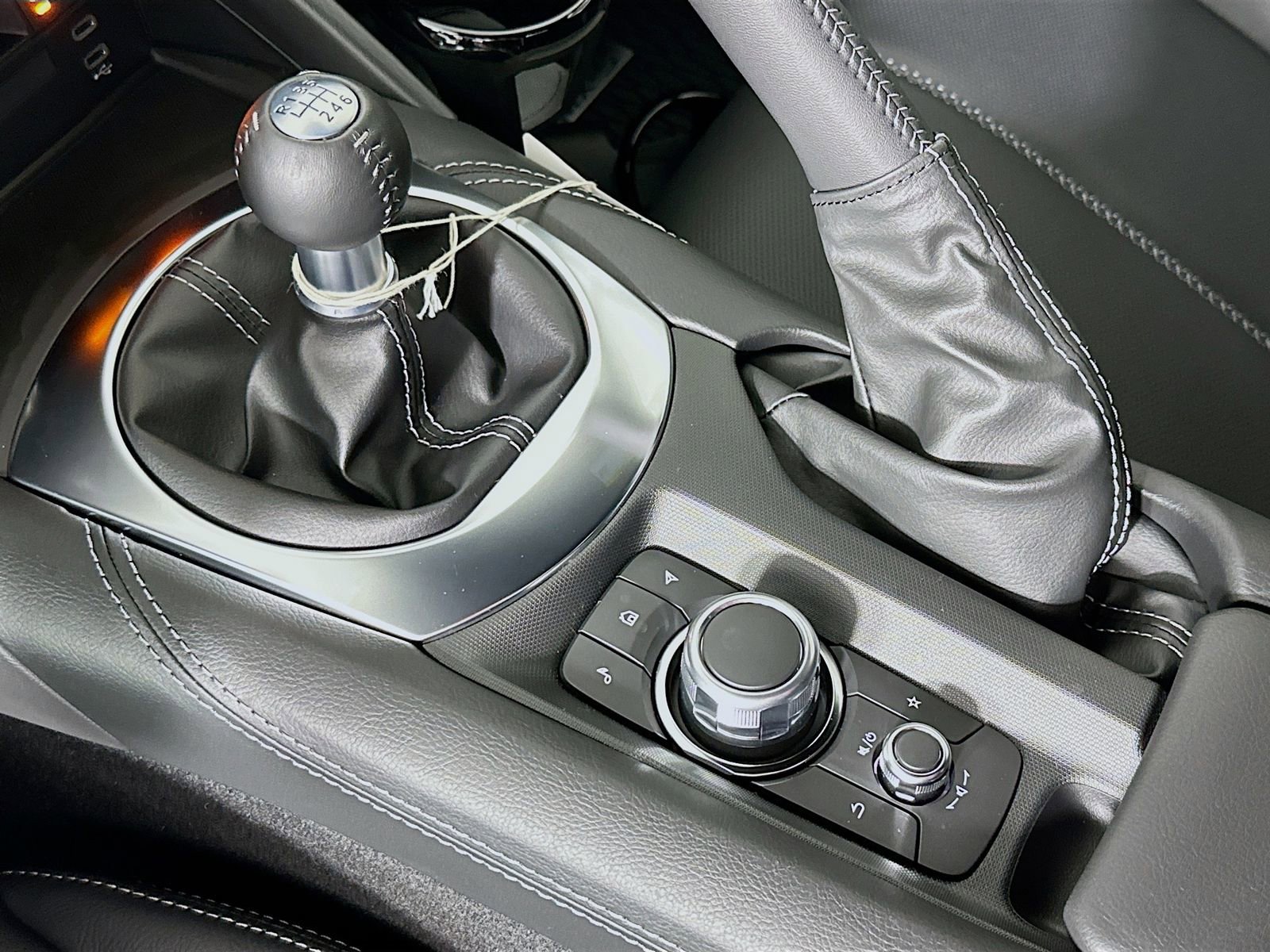 New 2026 MAZDA MX-5 Miata Grand Touring w/ Weather Package image 17