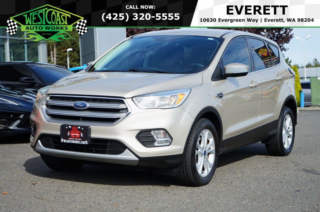 Used 2017 Ford Escape SE