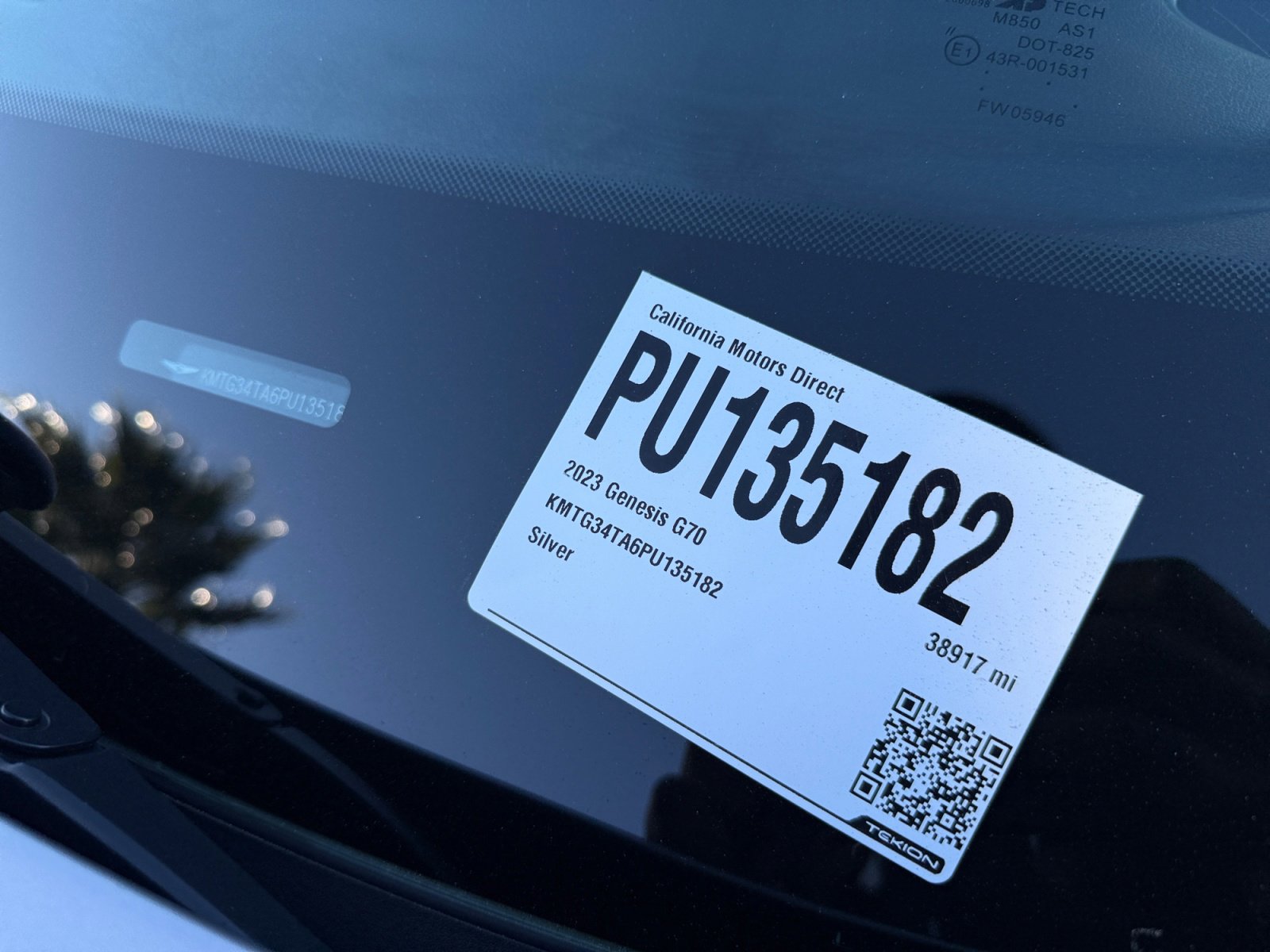 Used 2023 Genesis G70 2.0T w/ Sport Prestige Package image 23