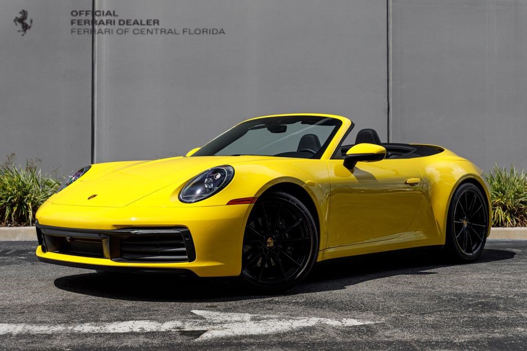 Used 2022 Porsche 911 Carrera RWD image 1