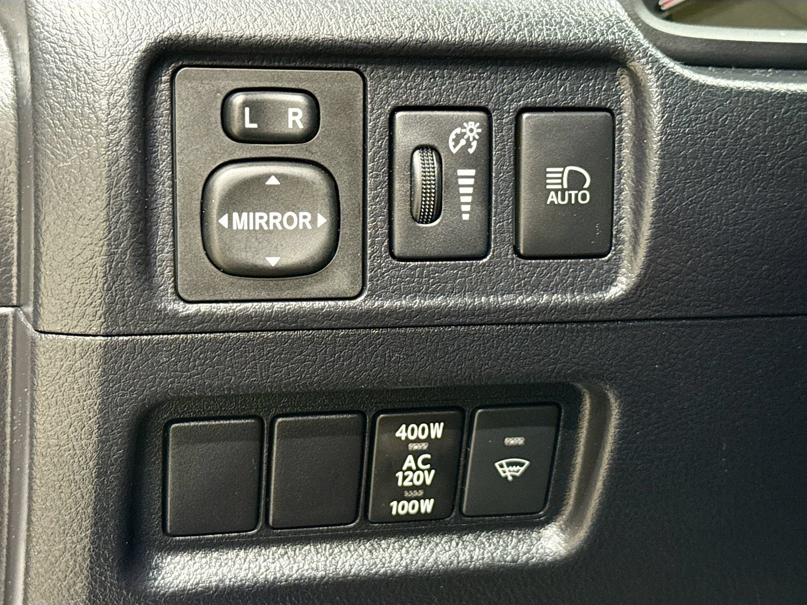 Used 2024 Toyota 4Runner TRD Off-Road Premium AWD/4WD image 12