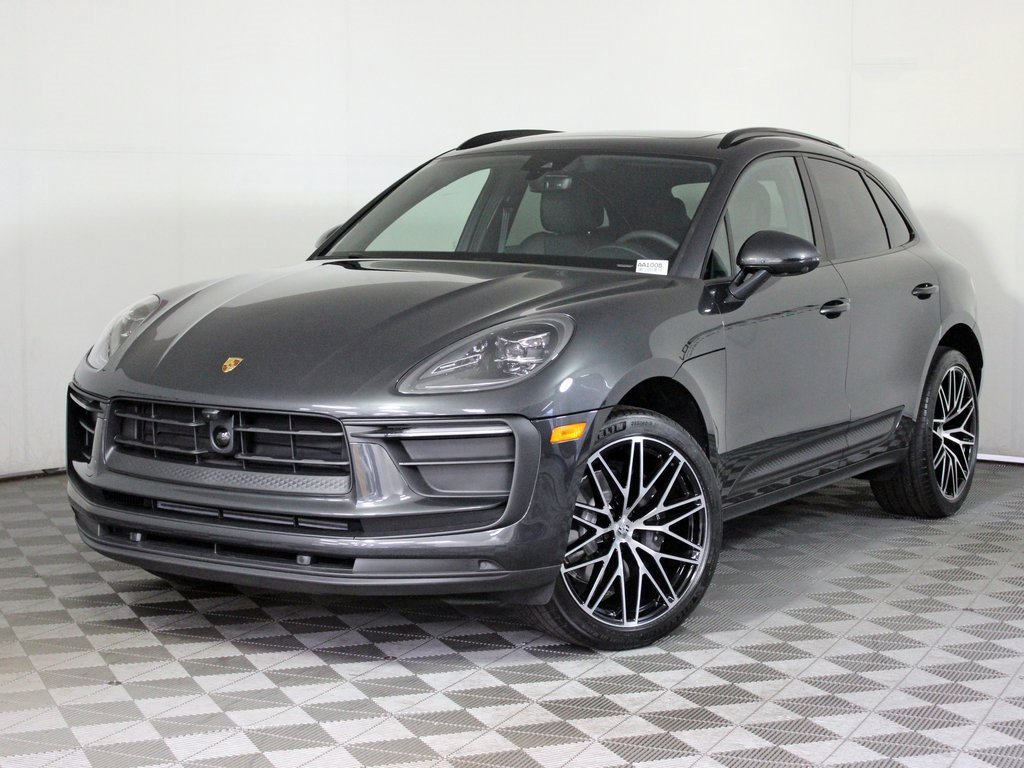Used 2026 Porsche Macan image 1