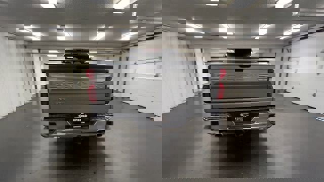 Certified 2023 Chevrolet Silverado 1500 LT w/ Z71 Off-Road Package AWD/4WD image 7