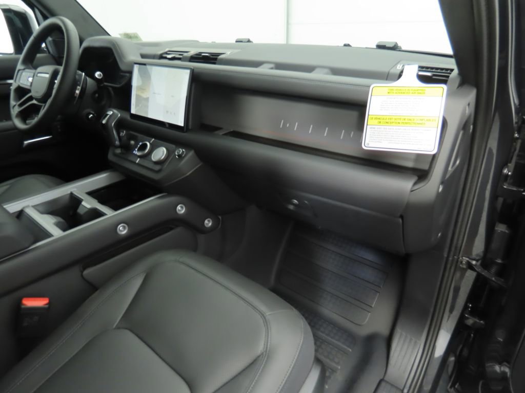New 2025 Land Rover Defender 130 V8 image 19