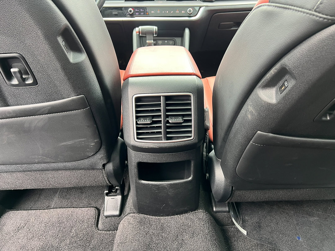 Used 2024 Kia Sportage SX image 29