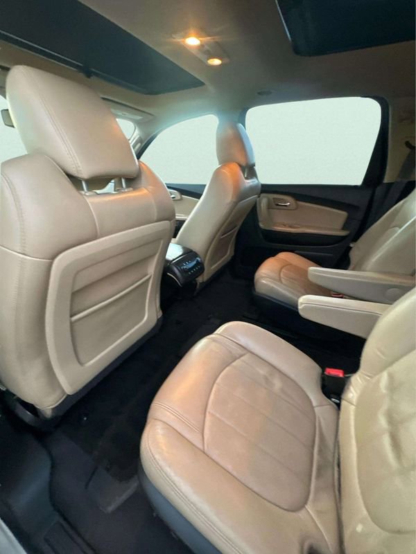 Used 2012 Chevrolet Traverse LTZ AWD/4WD image 20