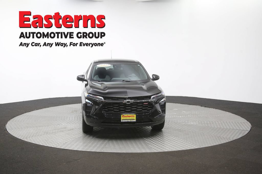 Used 2024 Chevrolet Trax RS FWD image 50