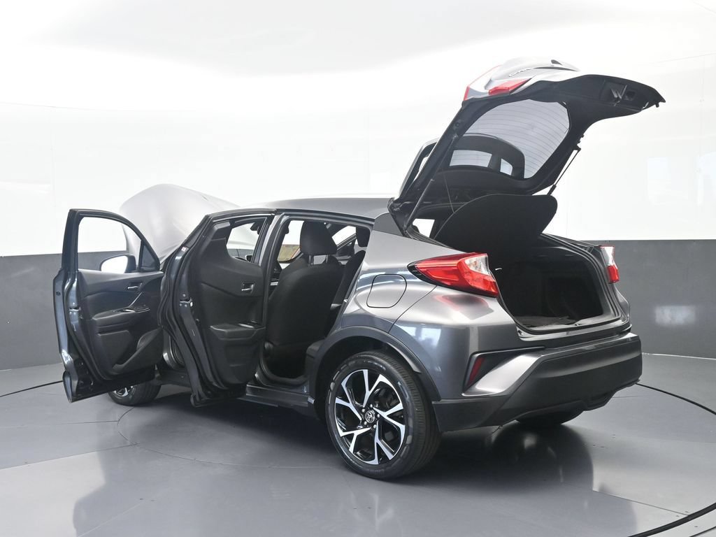 Used 2019 Toyota C-HR XLE FWD image 66