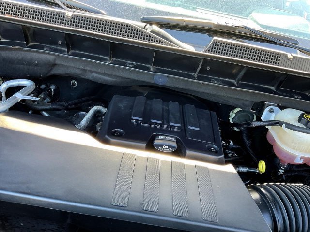 Used 2022 Chevrolet Silverado 1500 LT AWD/4WD image 33